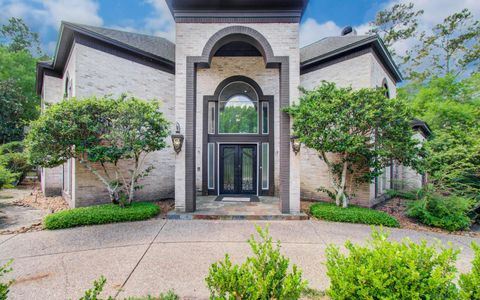 Photo of 1703 Brookside Pine Lane, Houston, TX 77345 (MLS # 45010721)
