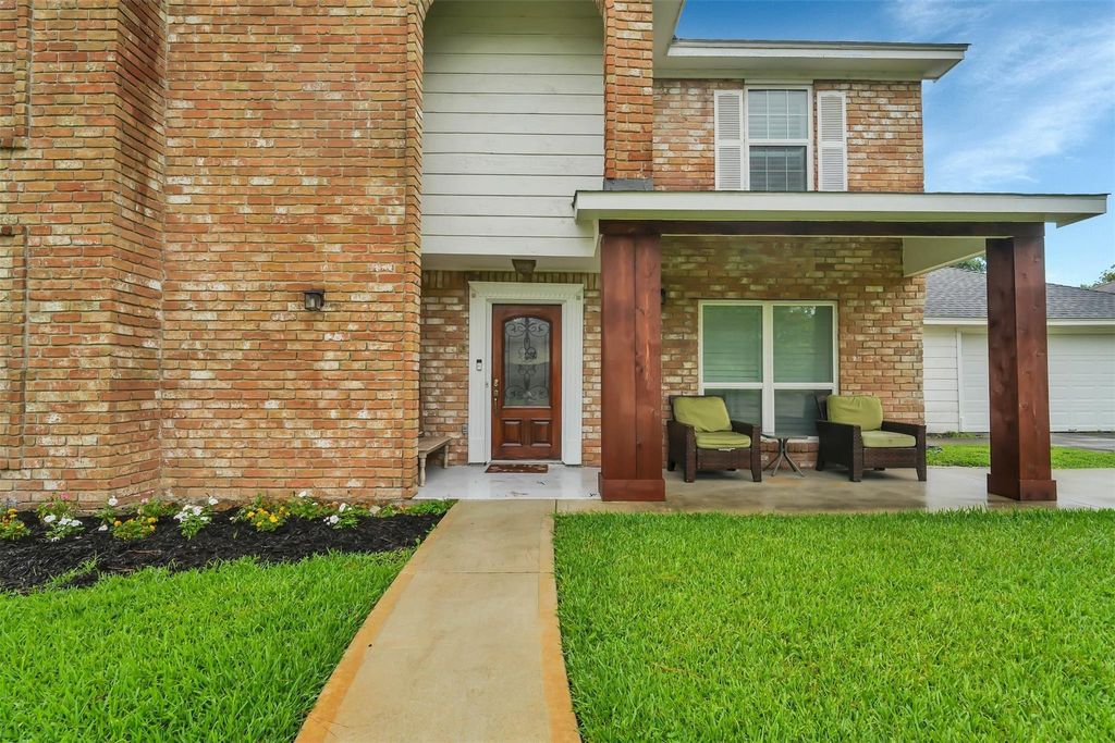 Photo of 9107 Mauna Loa Lane, Houston, TX 77040 (MLS # 23870127)
