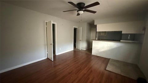 Photo of 1849 Richmond Avenue #48, Houston, TX 77098 (MLS # 77001723)