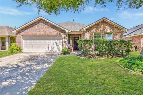 Homes For Sale - 383 Ward Lane<br/> Alvin, TX 77511