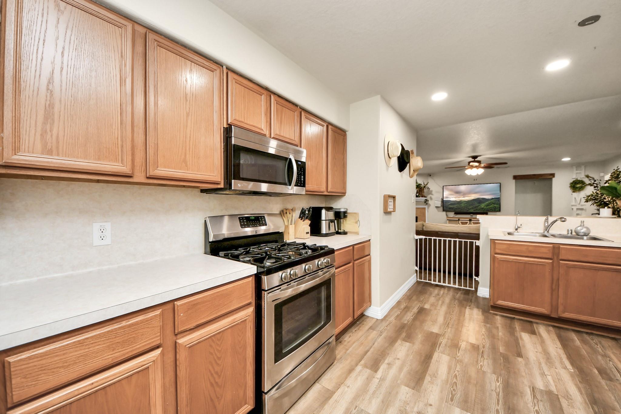 20918 Fox Cliff Lane