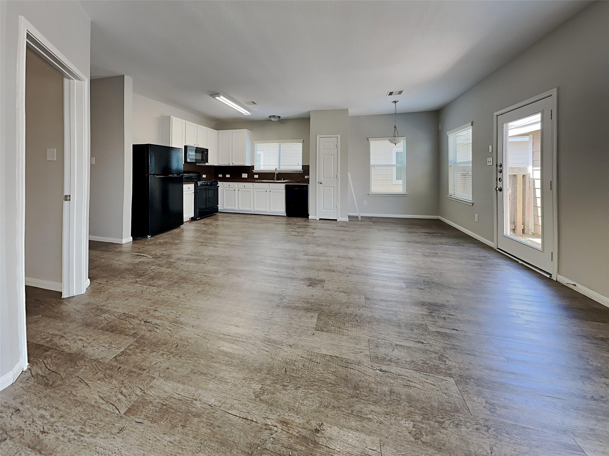 4065 Mossy Place Lane