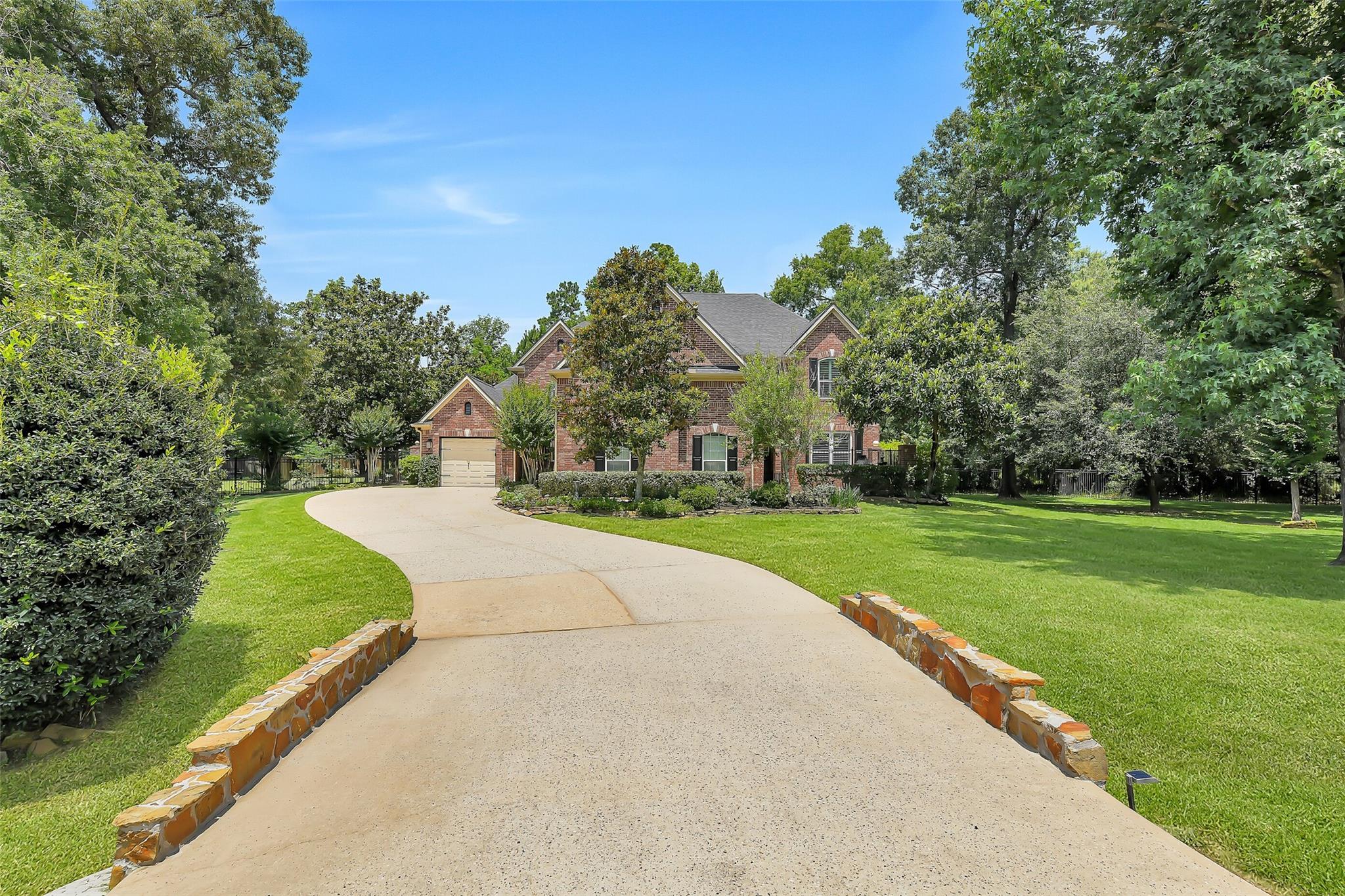 2708 Magenta Meadow