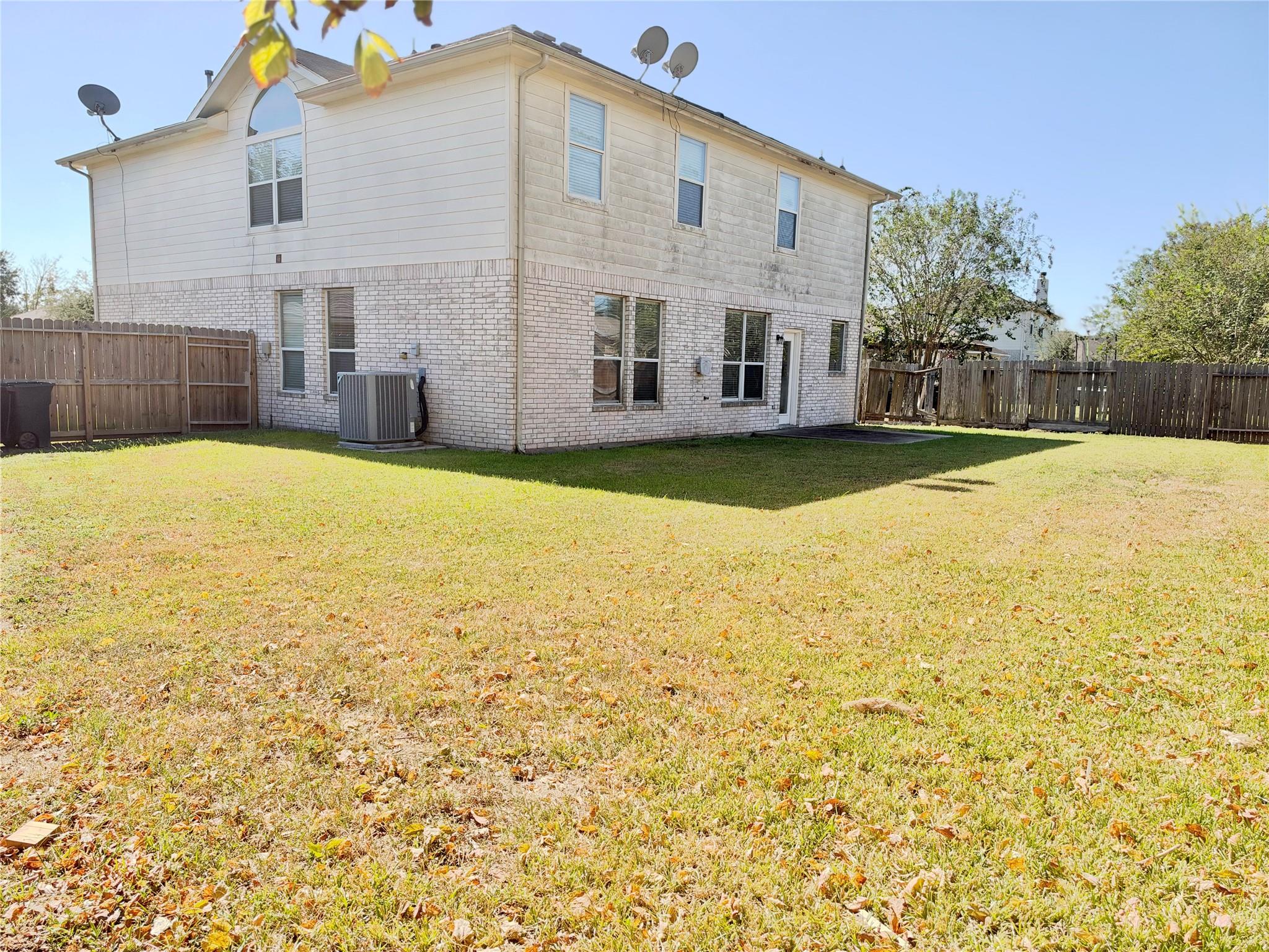 7818 Red Oak Lane