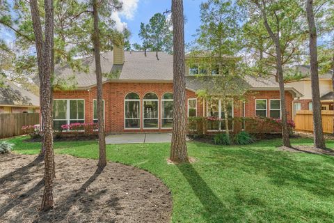 Tiny photo for 18 Gallant Oak Place, The Woodlands, TX 77381 (MLS # 18104066)