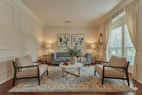 Tiny photo for 18 Gallant Oak Place, The Woodlands, TX 77381 (MLS # 18104066)