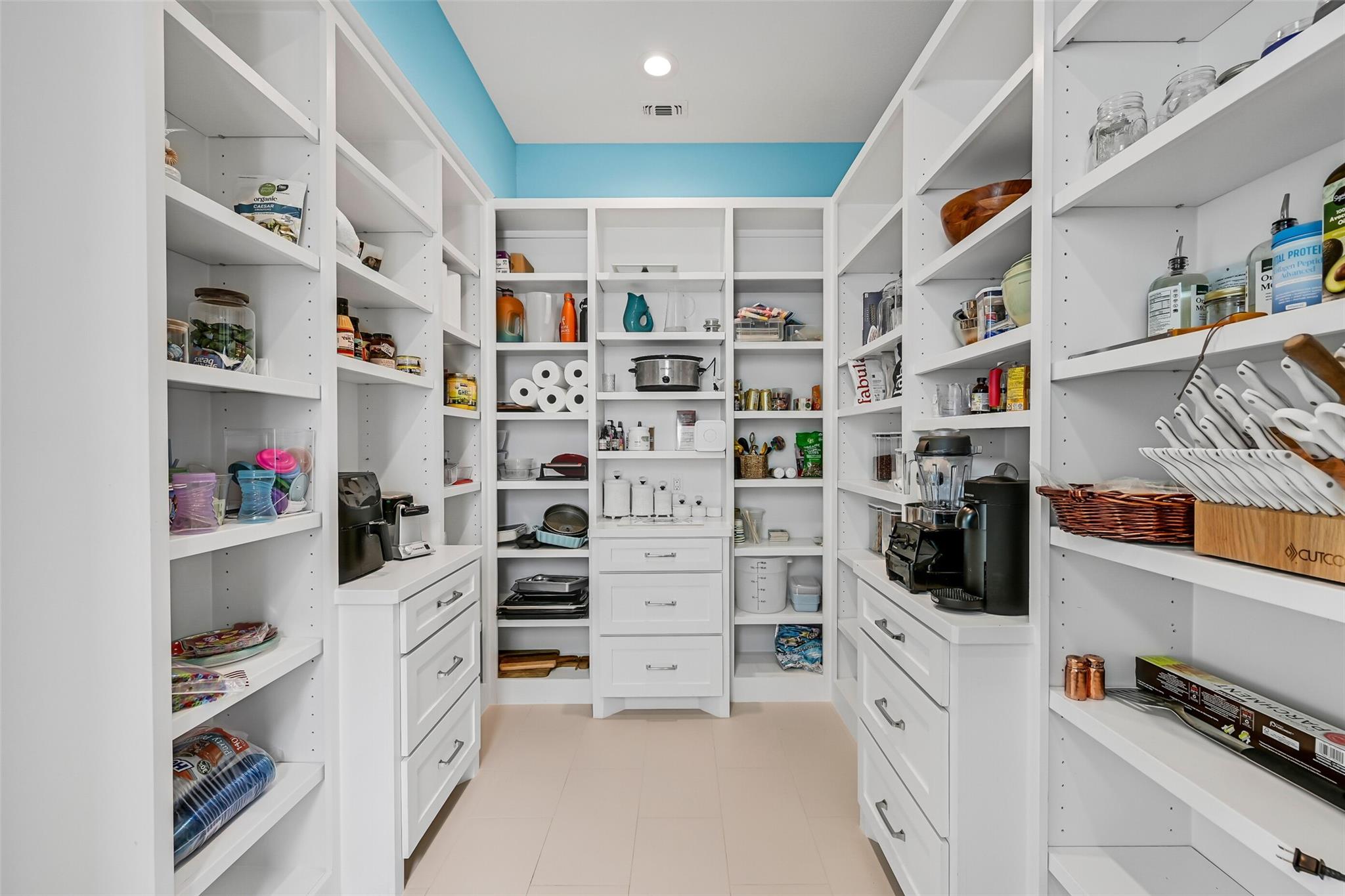 Galveston, Texas, 77554, United States, 6 Bedrooms Bedrooms, ,7 BathroomsBathrooms,Residential,Active,2041801