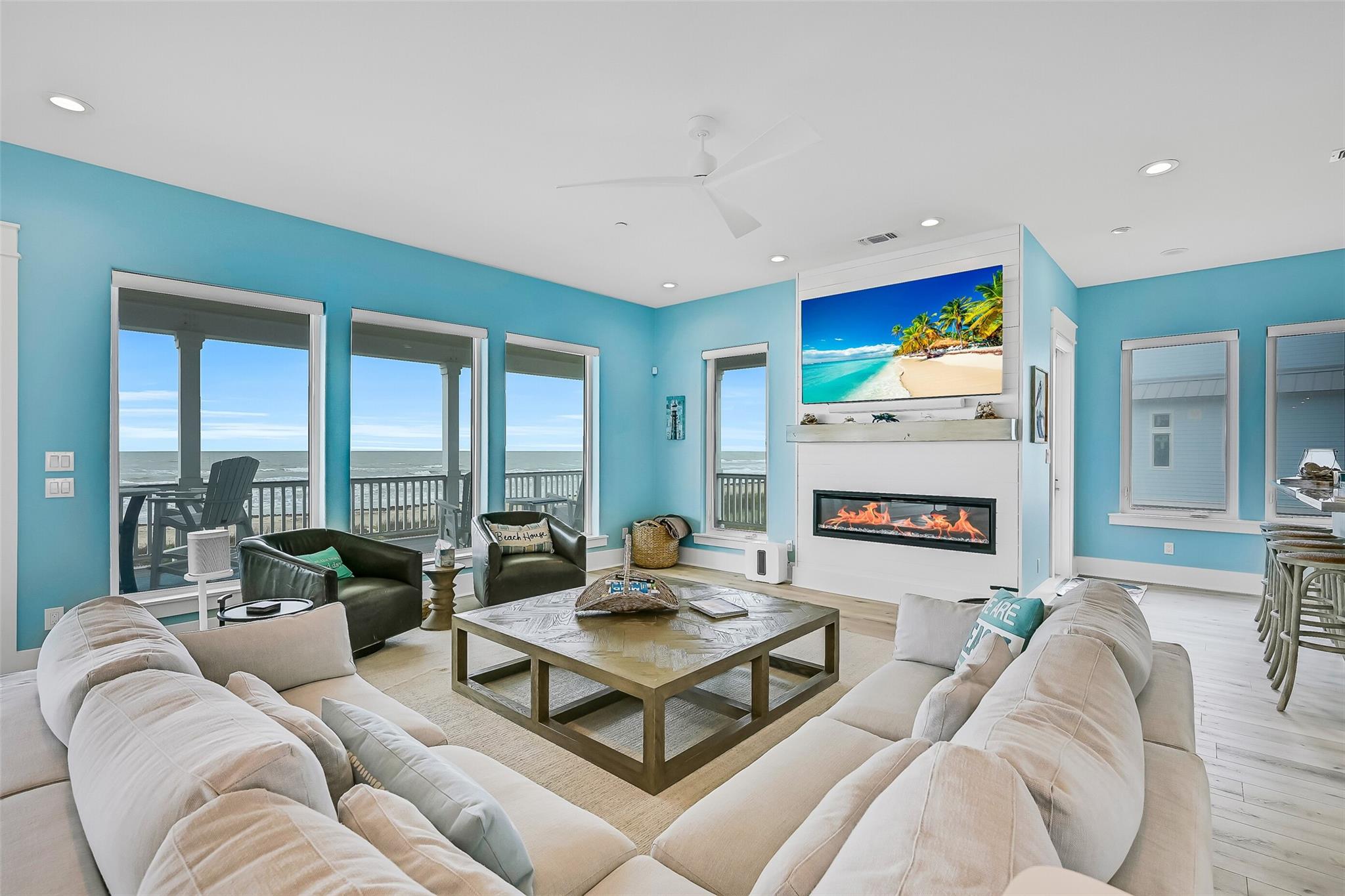 Galveston, Texas, 77554, United States, 6 Bedrooms Bedrooms, ,7 BathroomsBathrooms,Residential,Active,2041801
