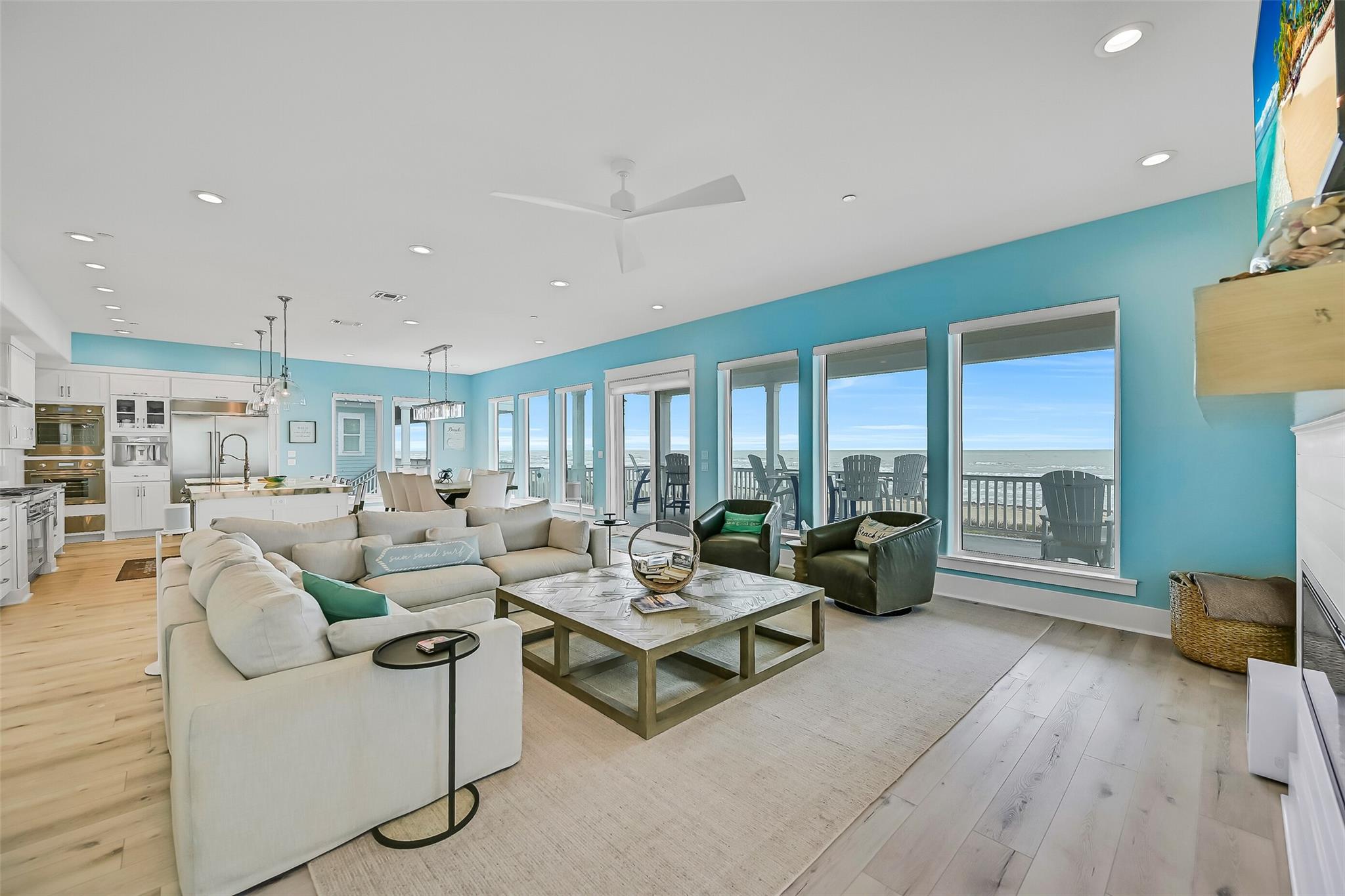 Galveston, Texas, 77554, United States, 6 Bedrooms Bedrooms, ,7 BathroomsBathrooms,Residential,Active,2041801