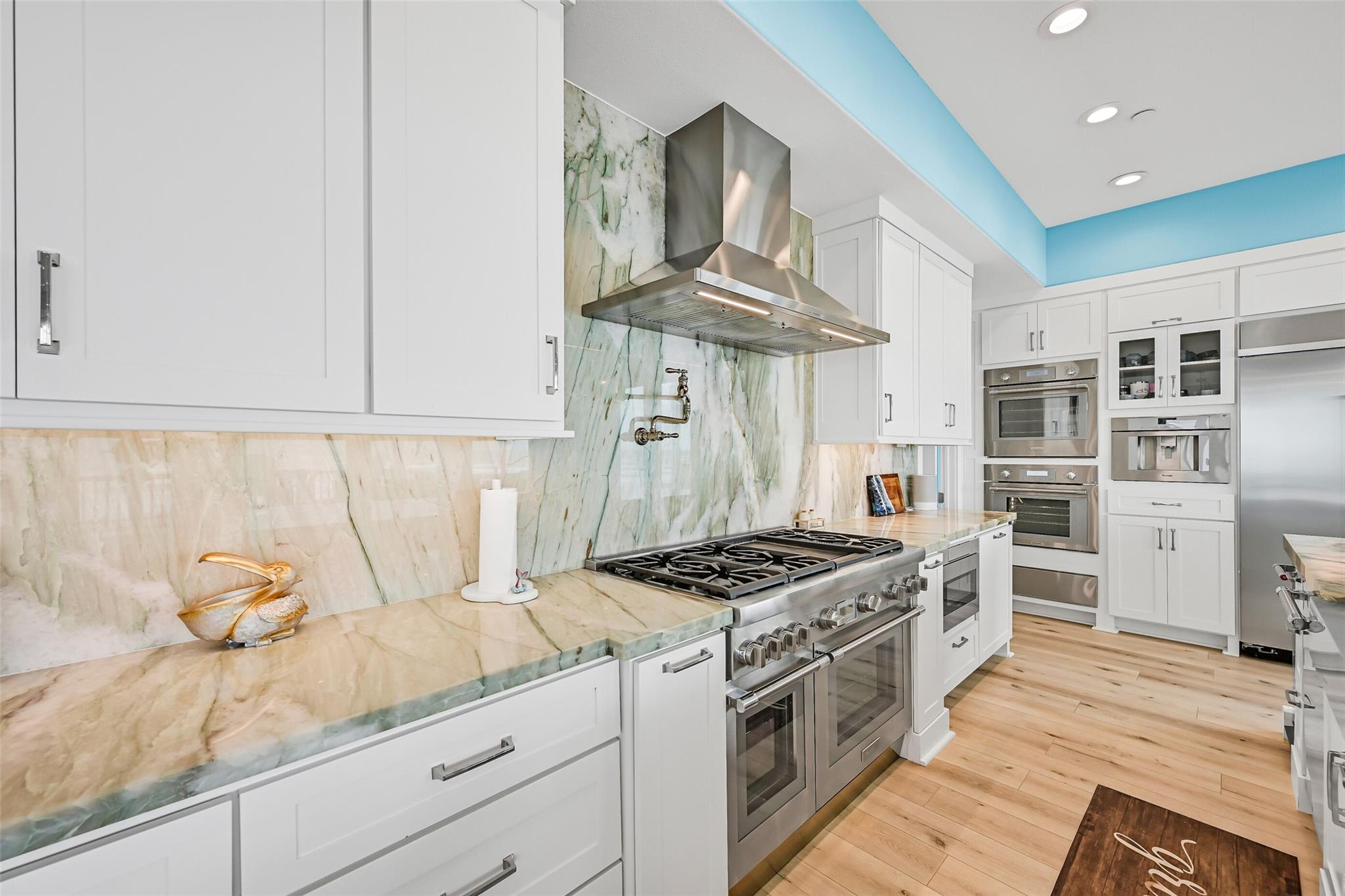 Galveston, Texas, 77554, United States, 6 Bedrooms Bedrooms, ,7 BathroomsBathrooms,Residential,Active,2041801