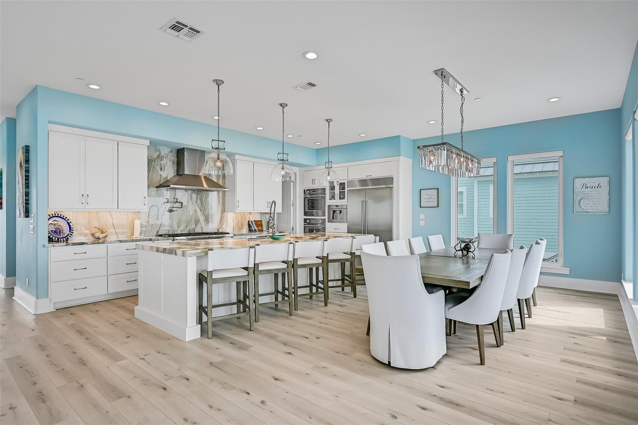 Galveston, Texas, 77554, United States, 6 Bedrooms Bedrooms, ,7 BathroomsBathrooms,Residential,Active,2041801