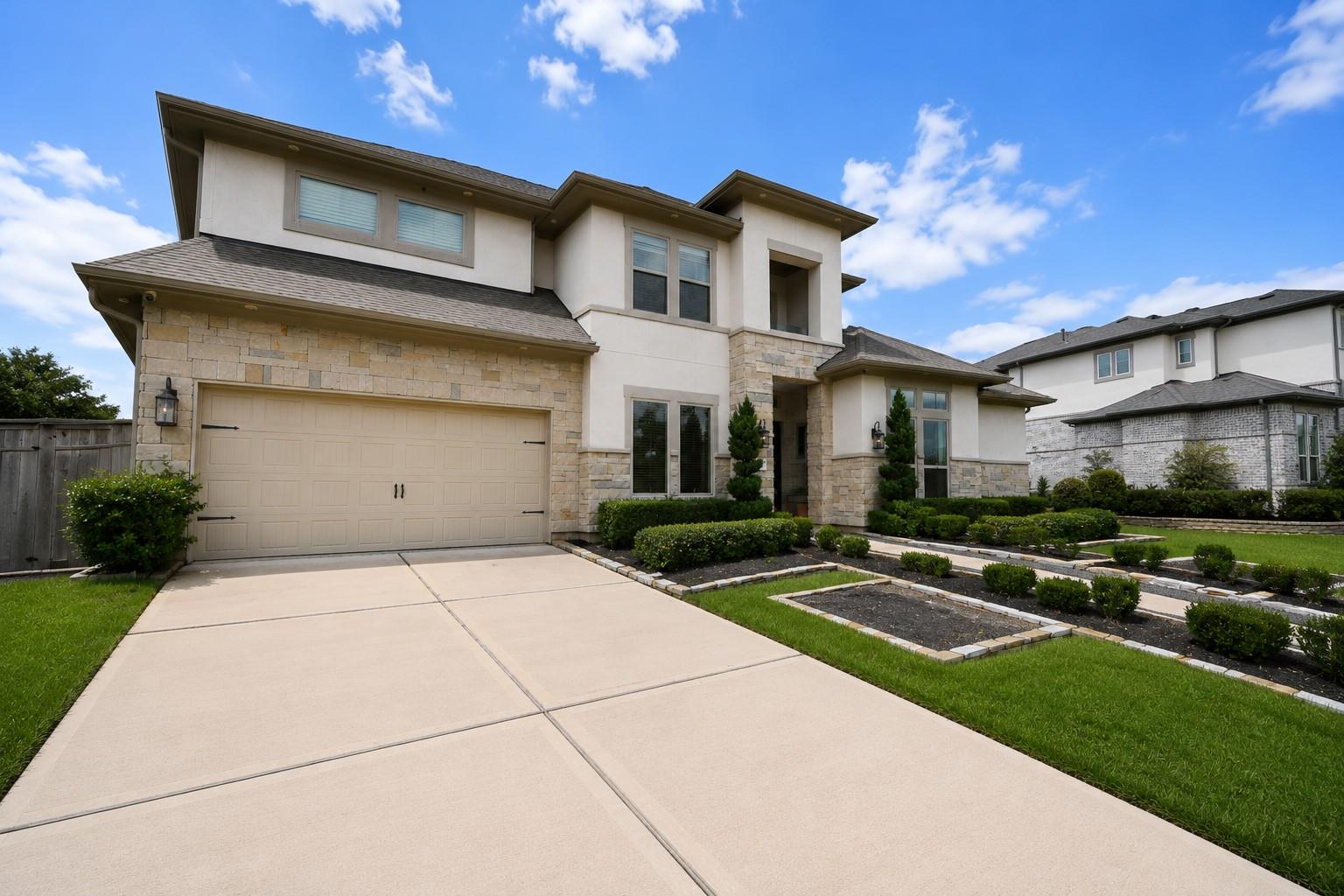10611 Sawmill Park Drive