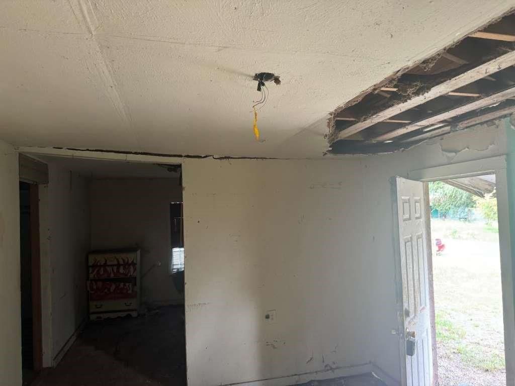 Photo of 1116 Esperanza Street, Sinton, TX 78387 (MLS # 86956350)