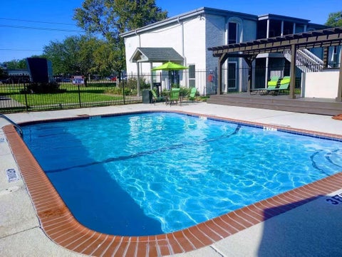 Photo of 132 Oyster Creek Drive #18, Lake Jackson, TX 77566 (MLS # 82937386)