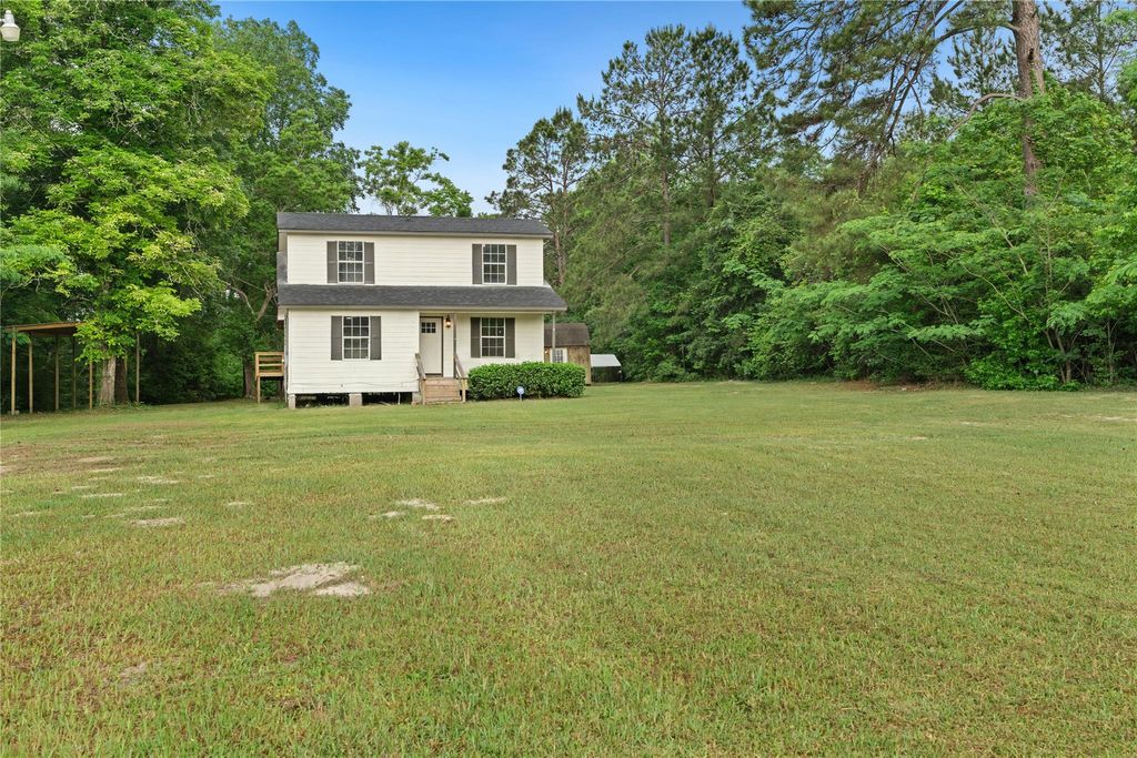 Photo of 1863 County Road 293, Jasper, TX 75951 (MLS # 81909953)