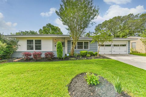 Photo of 1025 24th Avenue N, Texas City, TX 77590 (MLS # 53522196)