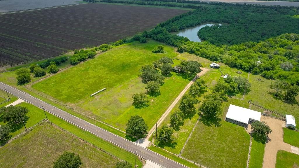 Photo of 2606 Finney Vallet Road, Rosenberg, TX 77471 (MLS # 41528166)