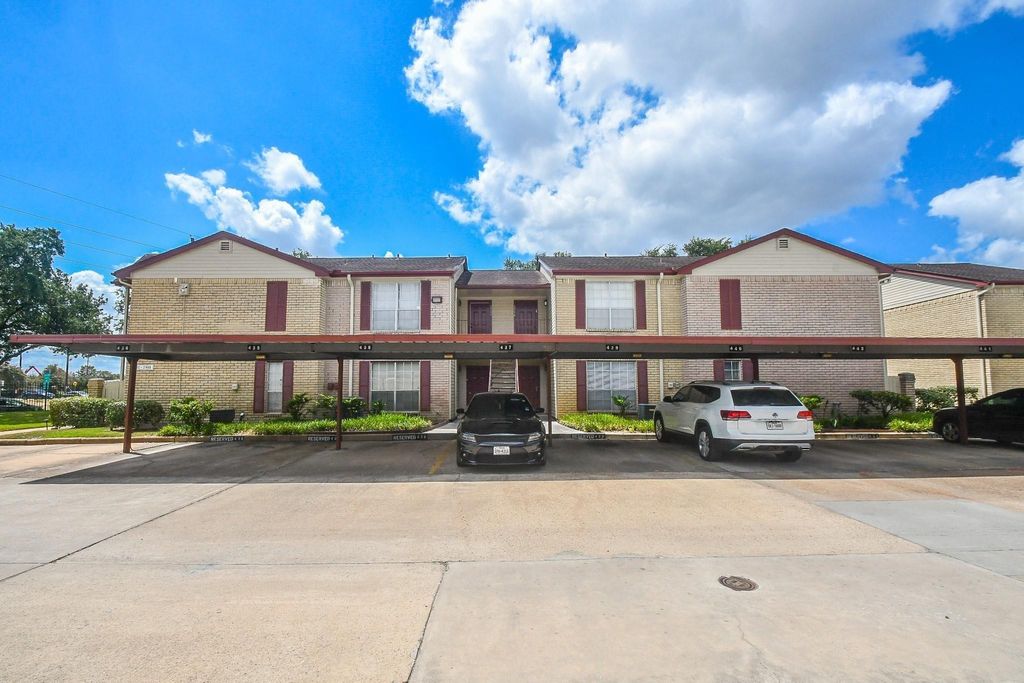 Photo of 2120 El Paseo Street #2905, Houston, TX 77054 (MLS # 10822576)