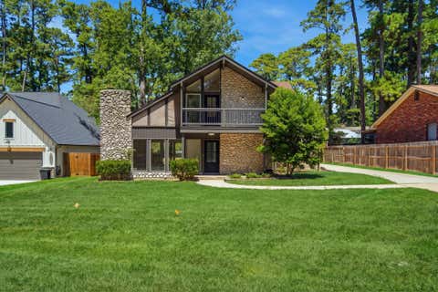 Photo of 13946 Dolphin Drive, Willis, TX 77318 (MLS # 44440479)