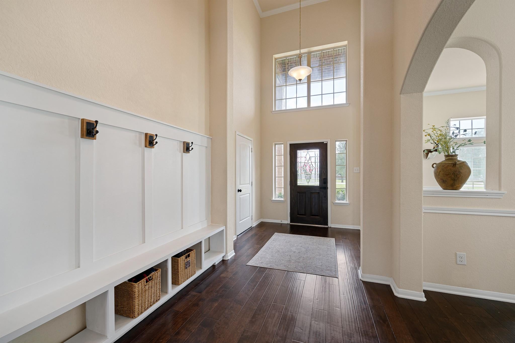 7411 Tejas Lakes Trail