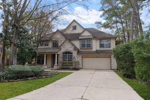 Homes For Sale - 85 N Concord Forest Circle<br/> Montgomery County, The Woodlands, TX 77381