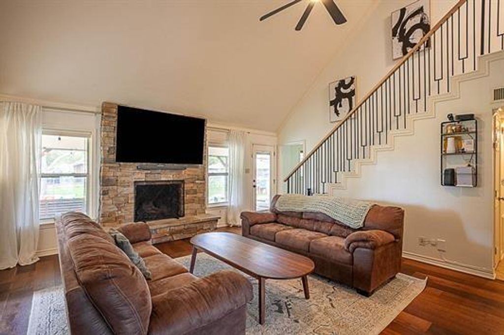 Photo of 15330 Dale Dell Street, Hamshire, TX 77622 (MLS # 38021375)