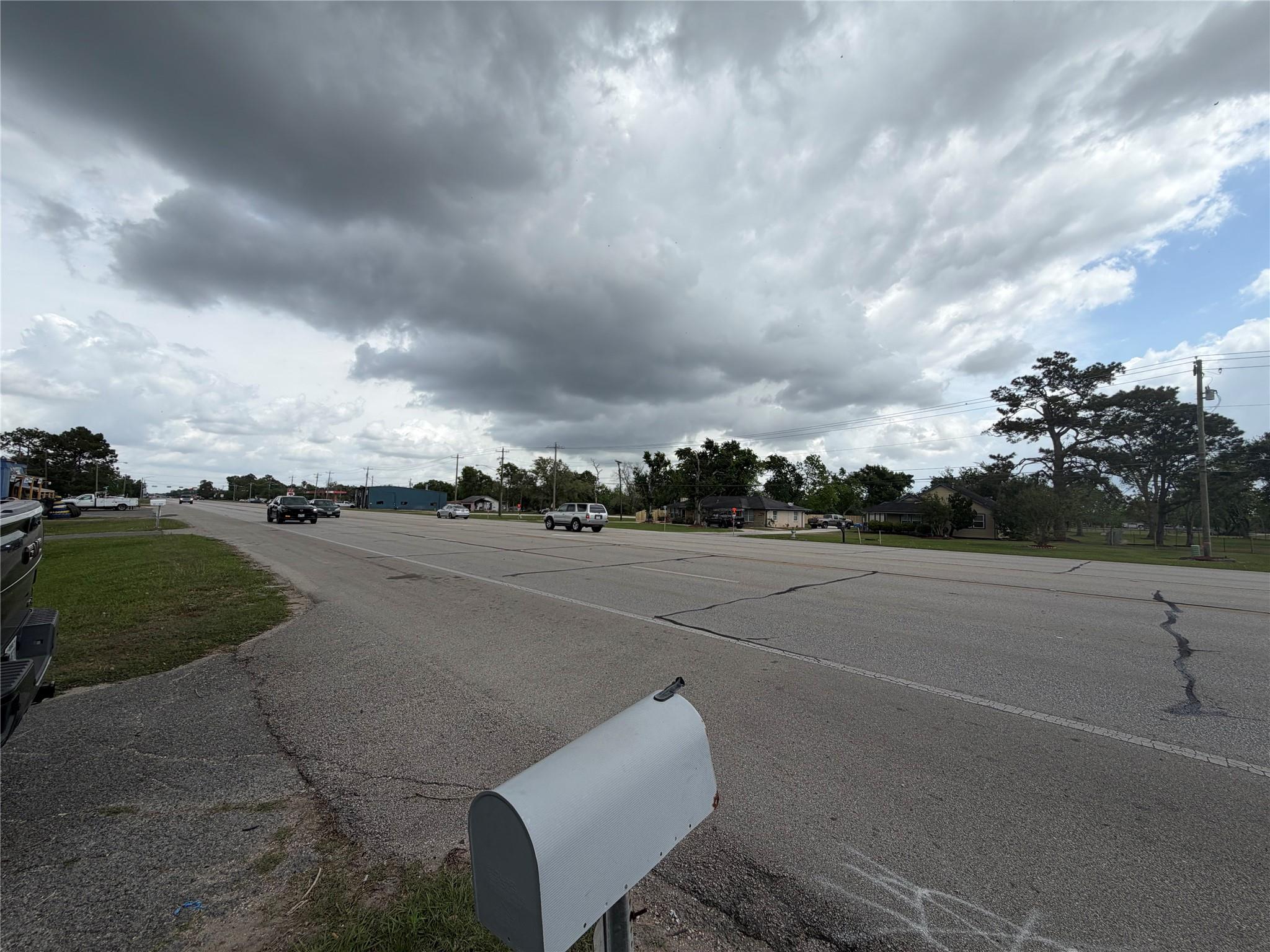 2212 S Highway 288b