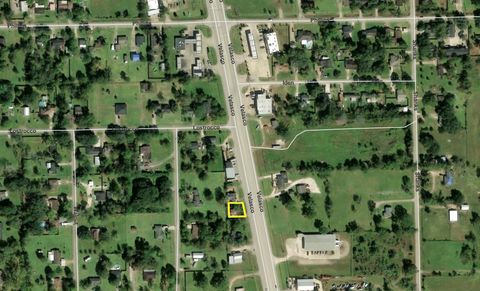 Photo of 2212 S Highway 288b, Angleton, TX 77515 (MLS # 60171700)