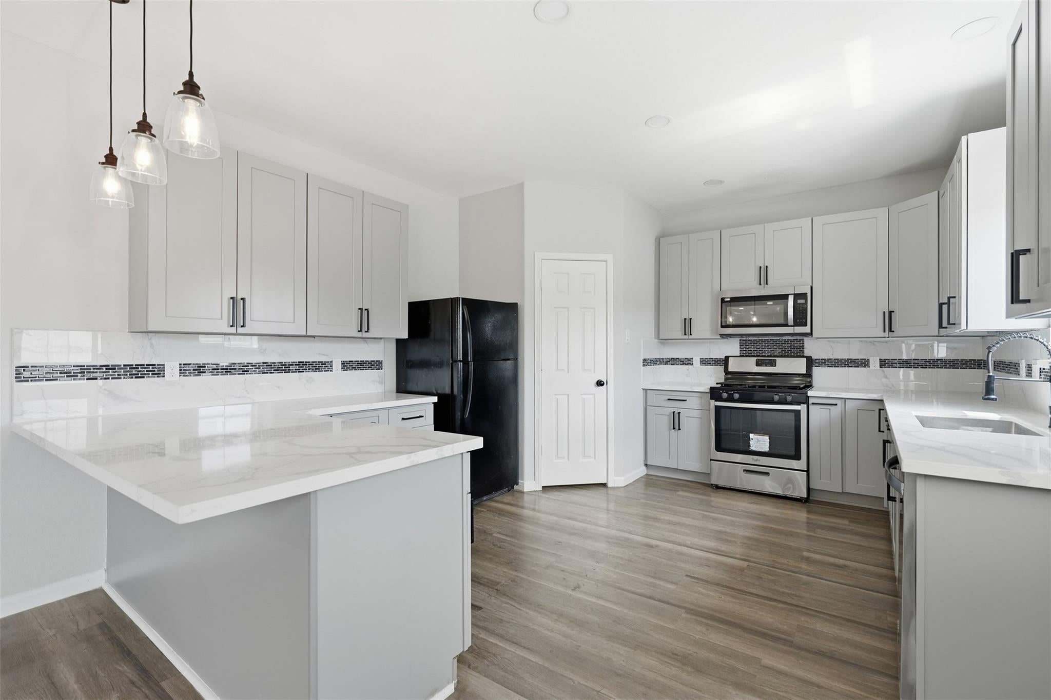 21330 Amesbury Meadow Lane