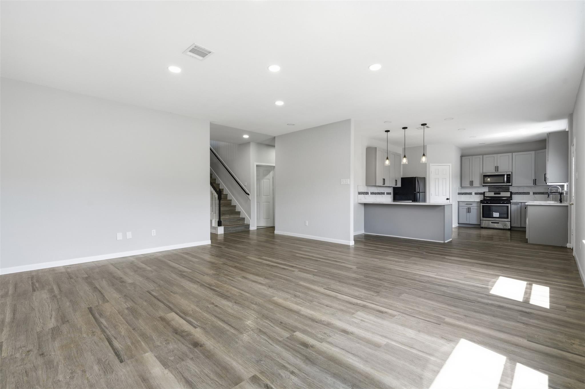 21330 Amesbury Meadow Lane