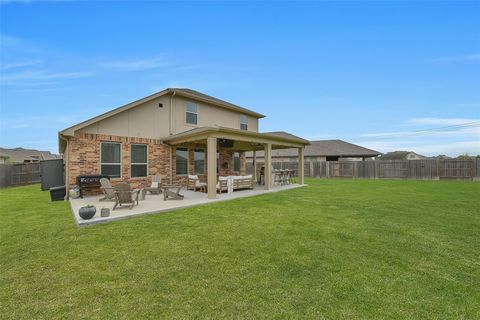 Photo of 2001 Penwern Alley Lane, League City, TX 77573 (MLS # 4501975)