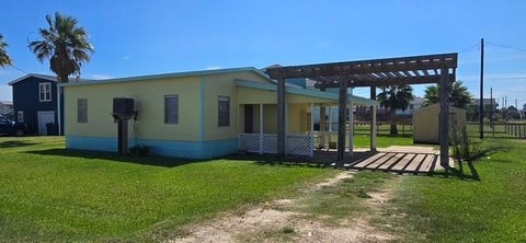 Photo of 303 Oyster Street, Surfside Beach, TX 77541 (MLS # 77107366)