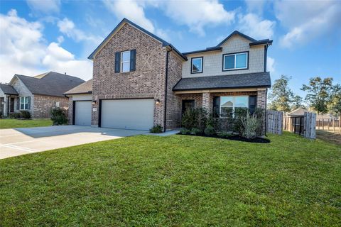 Photo of 12341 N Chestnut Hills Drive, Conroe, TX 77303 (MLS # 45873629)