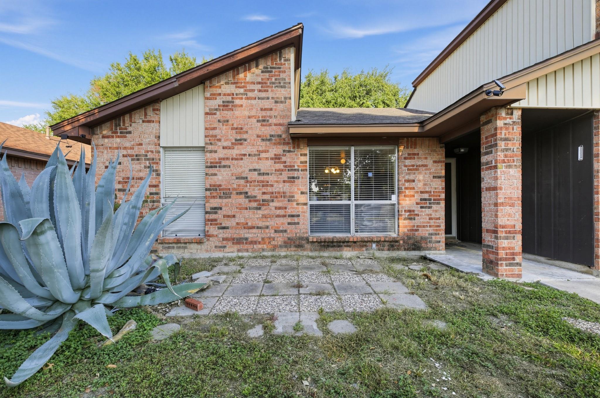 20122 Apache Gardens Lane