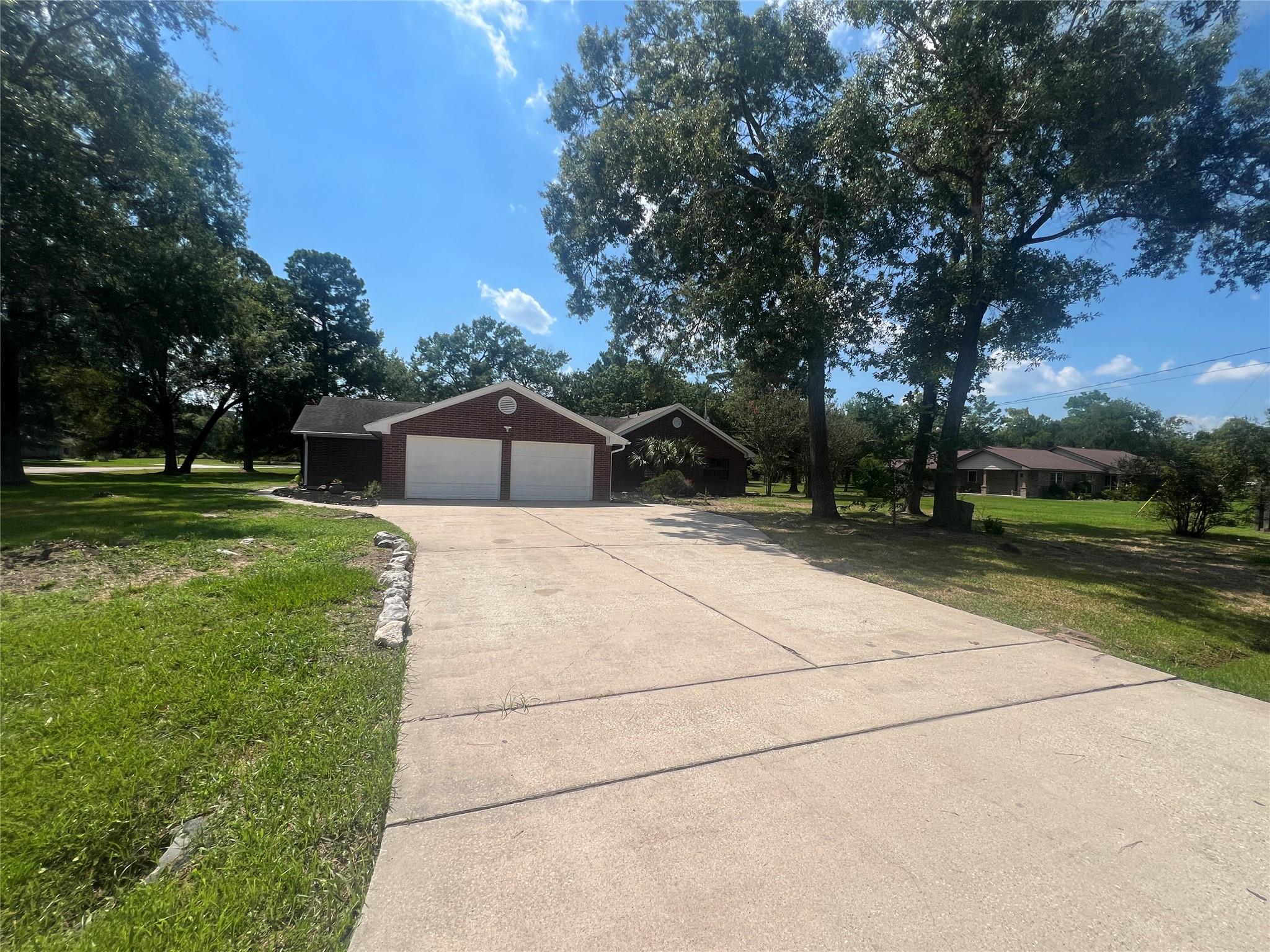 10 Autumn Oaks Drive