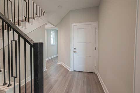 Tiny photo for 4748 Mallow Street E, Houston, TX 77033 (MLS # 98679700)