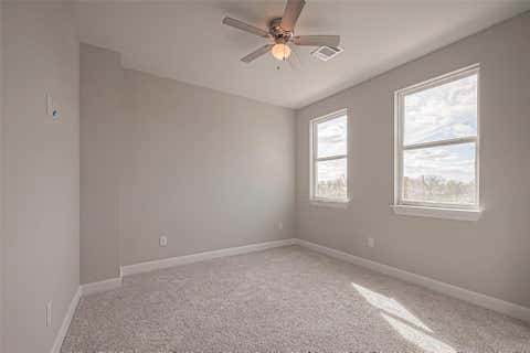 Tiny photo for 4748 Mallow Street E, Houston, TX 77033 (MLS # 98679700)