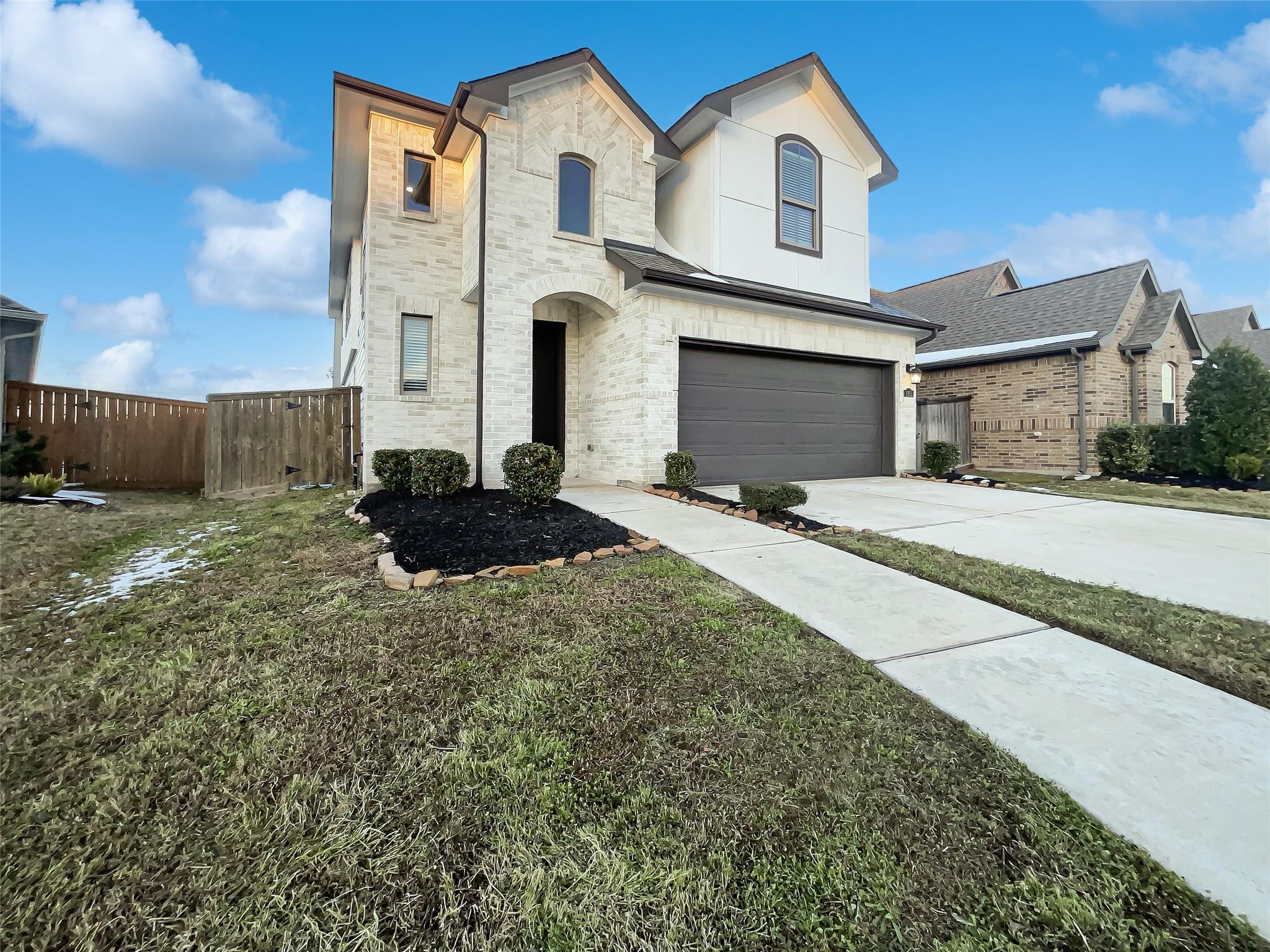 1911 Winston Store Loop