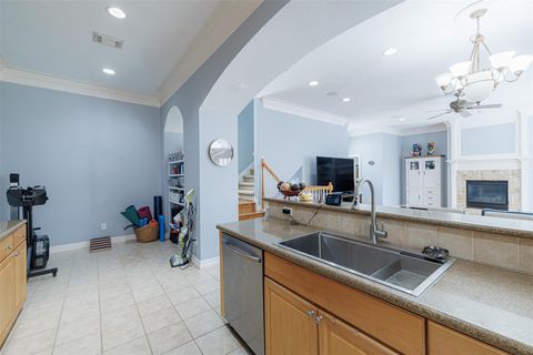 Tiny photo for 5424 Blossom Street #3, Houston, TX 77007 (MLS # 47516329)