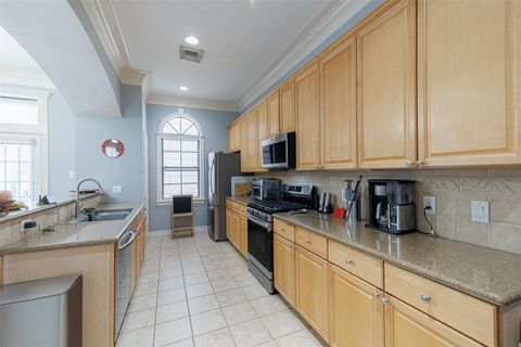 Tiny photo for 5424 Blossom Street #3, Houston, TX 77007 (MLS # 47516329)