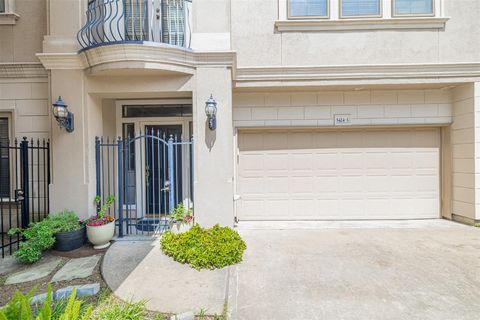 Tiny photo for 5424 Blossom Street #3, Houston, TX 77007 (MLS # 47516329)