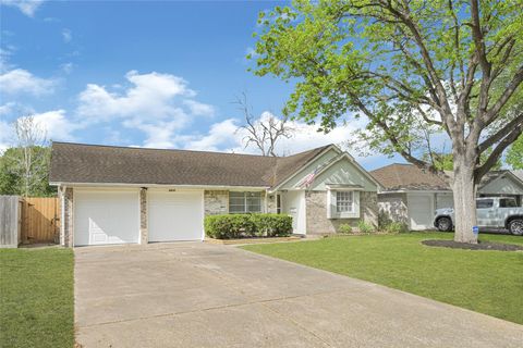Photo of 5910 Verdome Lane, Houston, TX 77092 (MLS # 38538111)