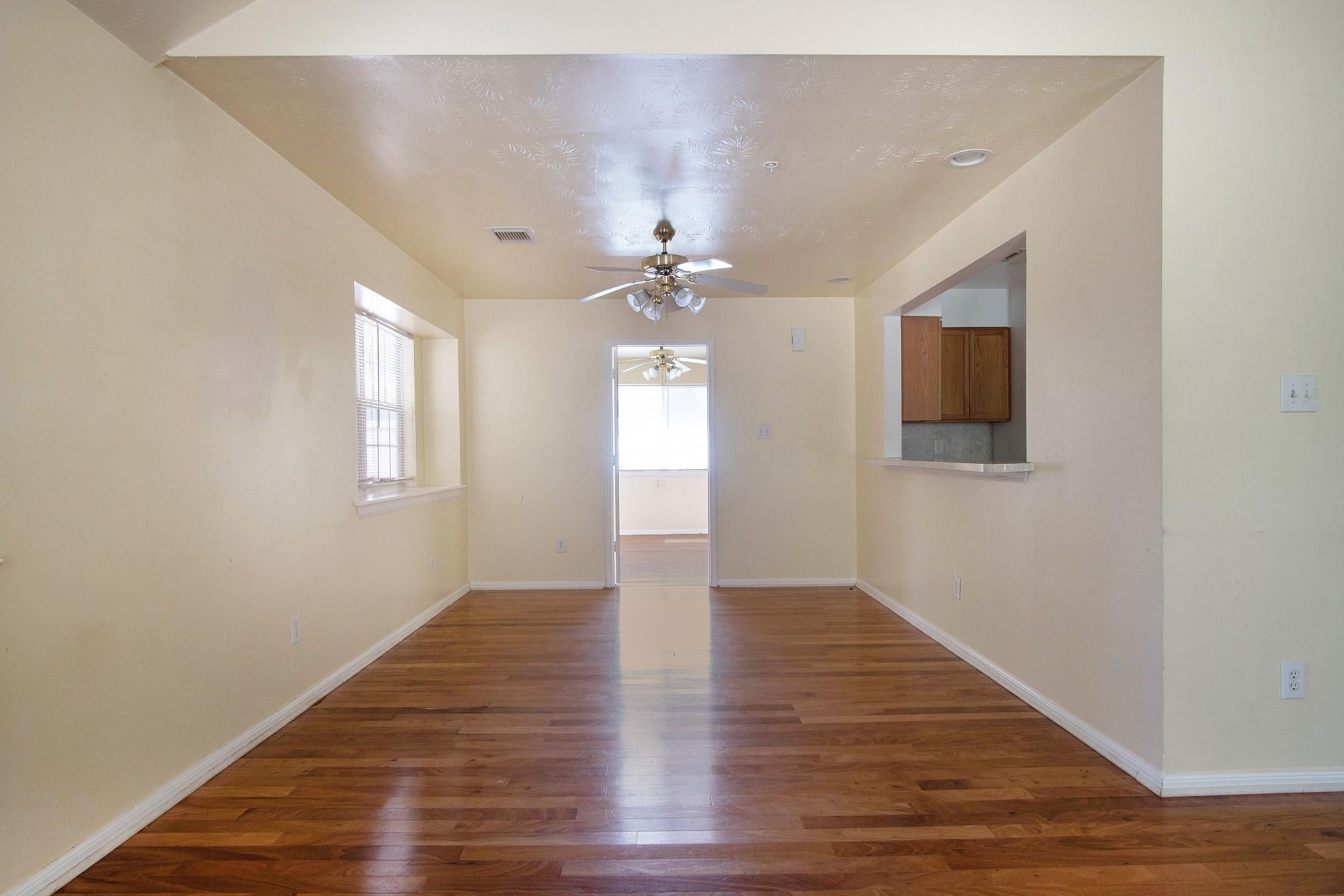 1209 Lovett Street 1209