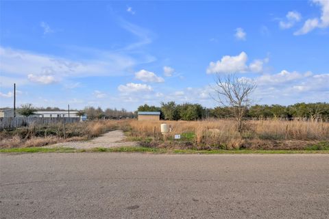 Vacant Land For Sale - 13404 Buls Road<br/> East Bernard, TX 77435