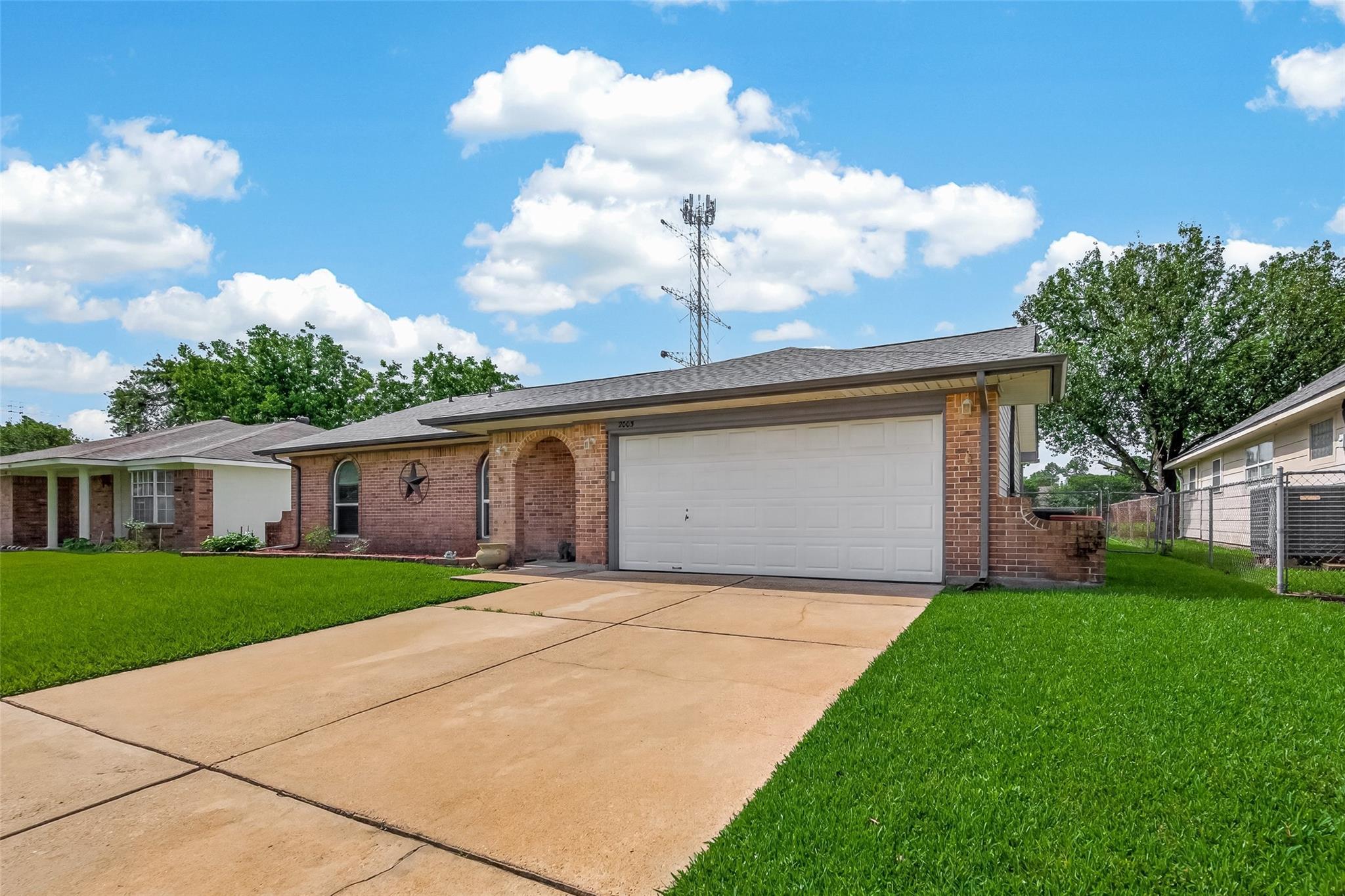 2003 Kingsway Drive