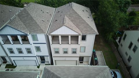 Photo of 911 W 35th Street #E, Houston, TX 77018 (MLS # 64617358)