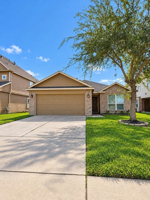 Photo of 3111 View Valley Trail, Katy, TX 77493 (MLS # 35472559)
