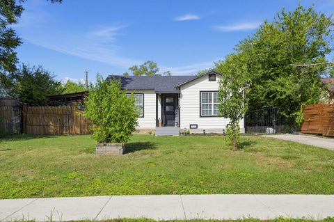 Photo of 843 Lee Hall, San Antonio, TX 78212 (MLS # 90885565)