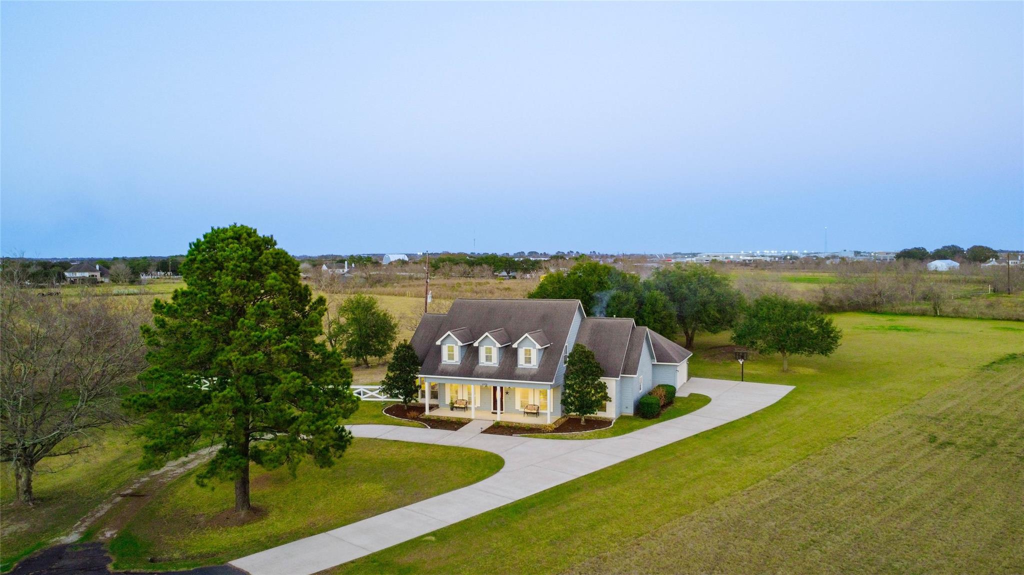 6570 Manorwood Drive