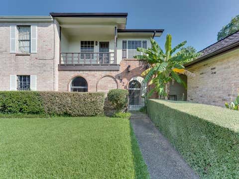 Photo of 1326 Town Circle Circle #1, Baytown, TX 77520 (MLS # 61290474)